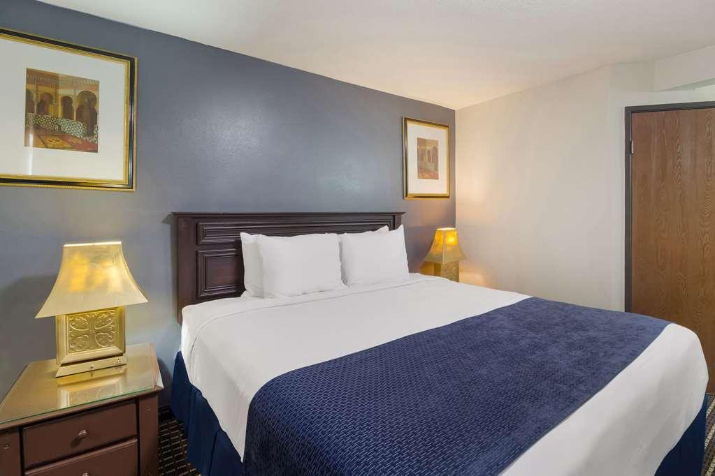 Rodeway Inn Houston North Greenspoint Zimmer foto